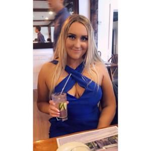 Meet your Posher, Abbey